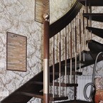 Лестница системаная с поворотом на 180 градусов и забежными ступенями, массив бука, балюстрада, п.Кипень